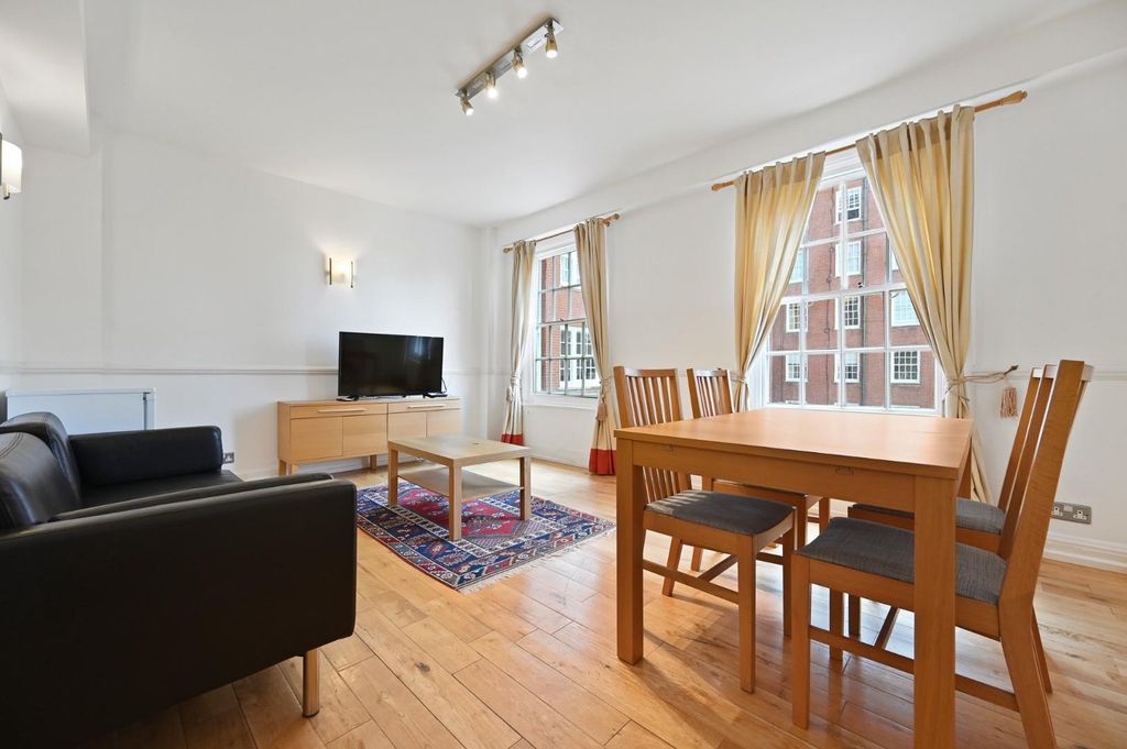 Property photo 1 of 10 Ahtec - Flat 37, Apsley House - Reception3 (1).Jpg