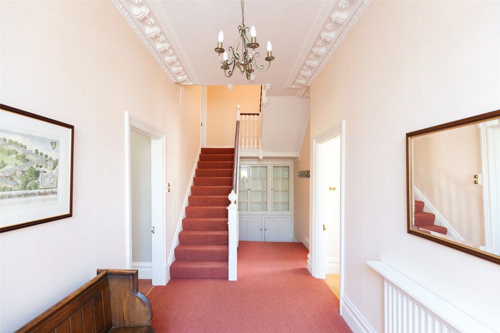 Property photo 3 of 35 Picture No. 01