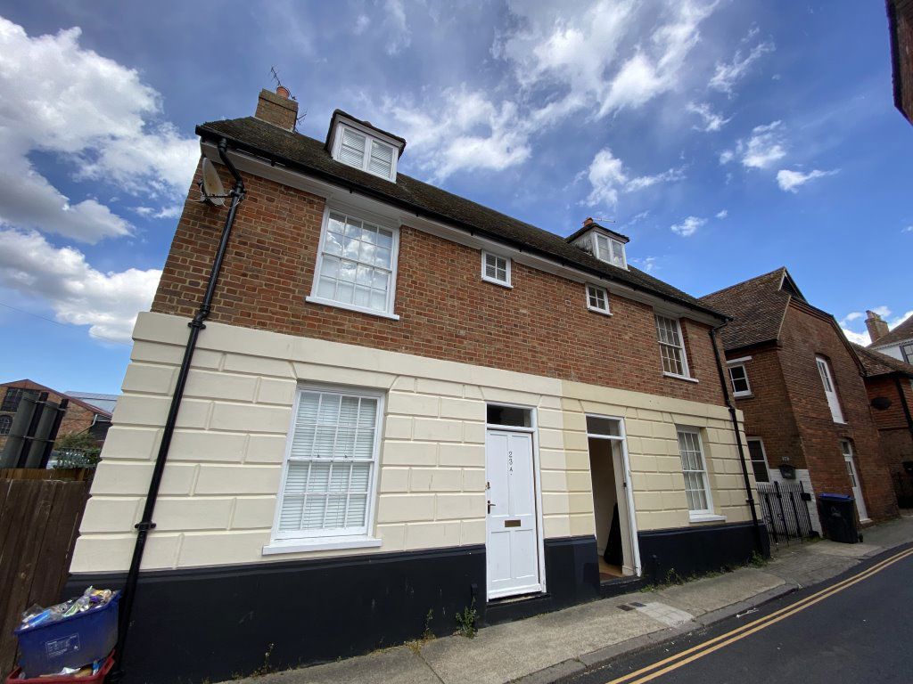 Property photo 2 of 24