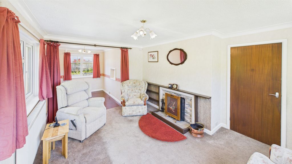 Property photo 2 of 12 Gallery