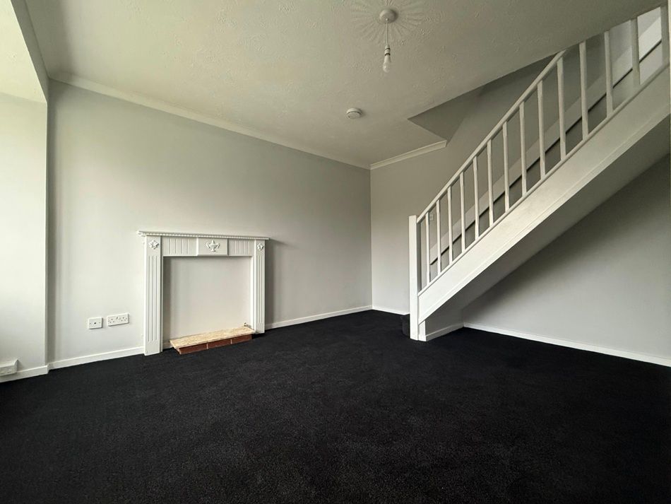 Property photo 3 of 7 Img_3102