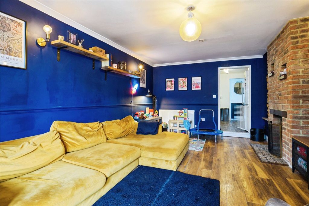 Property photo 2 of 19 Picture No. 26