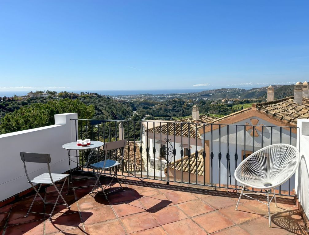 Property photo 3 of 38