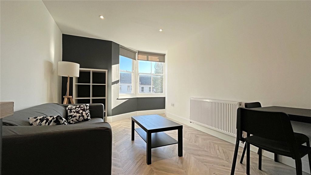 Property photo 3 of 5 Picture No. 06