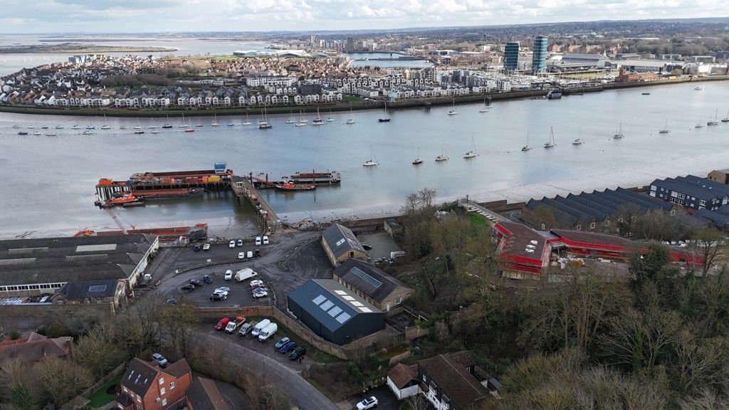 Property photo 2 of 24 Photo 15