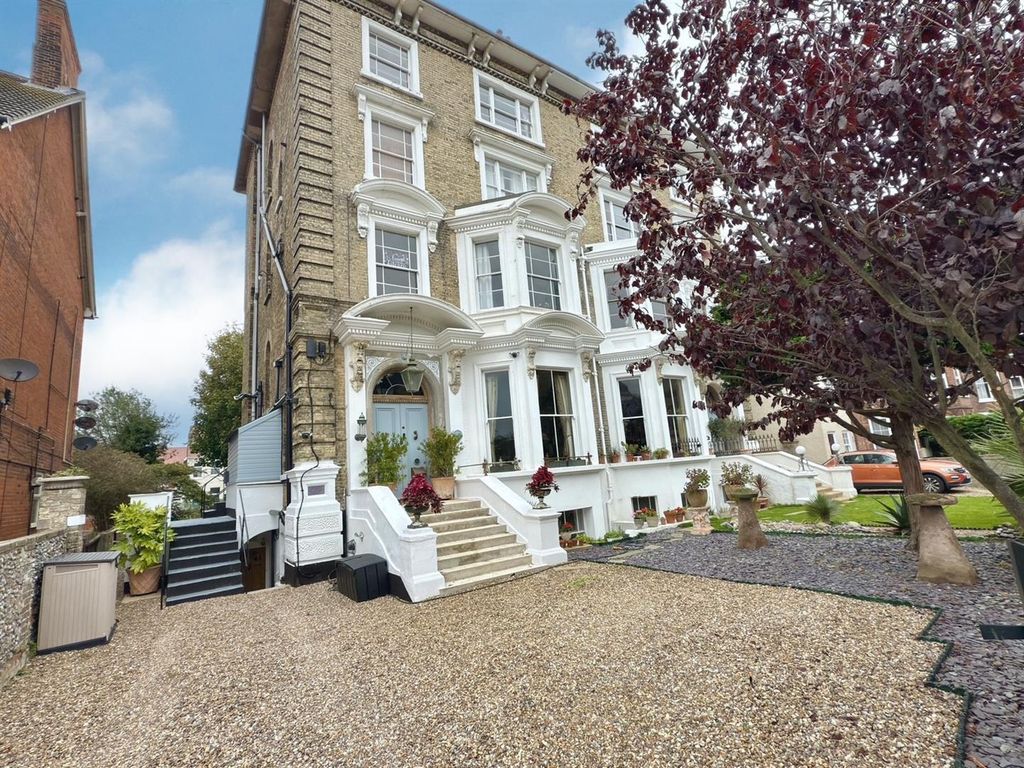 Property photo 1 of 6 Main Image.Jpg