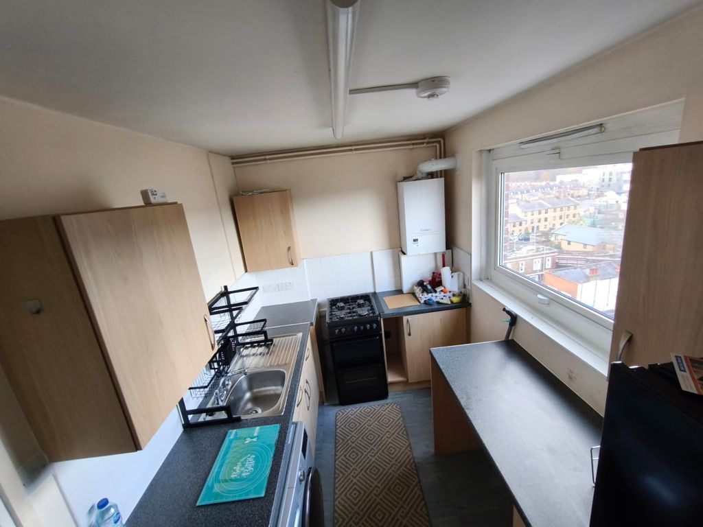 Property photo 2 of 4