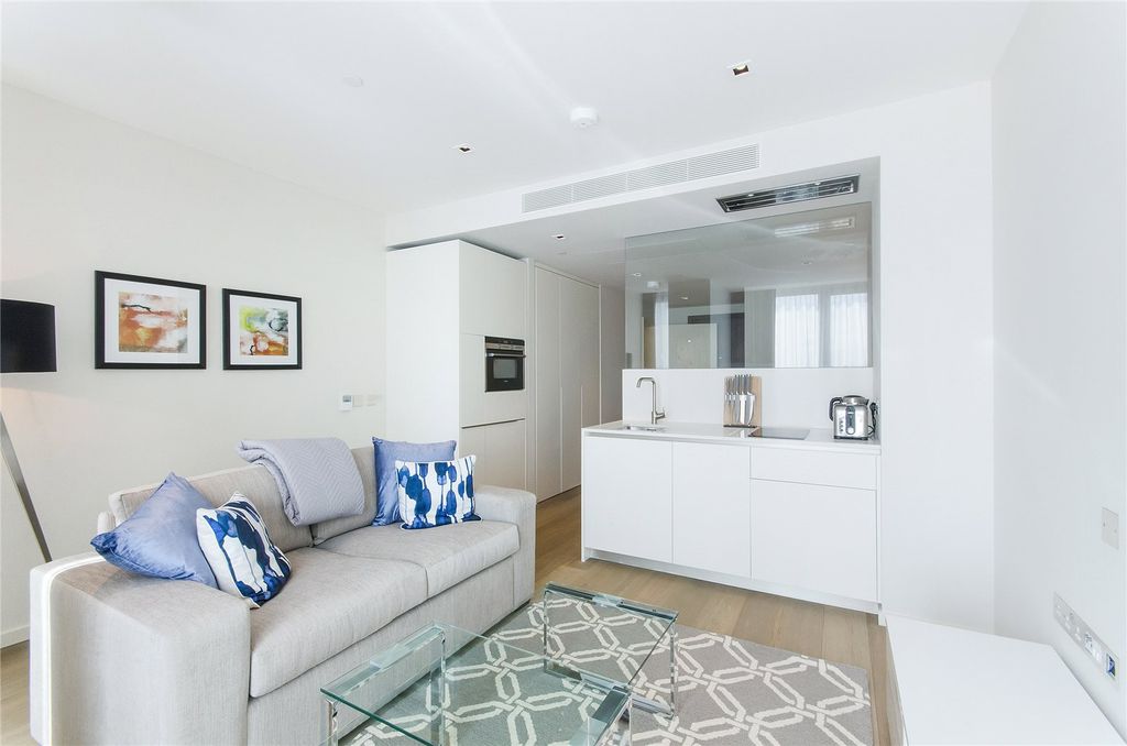 Property photo 2 of 9 Reception Room