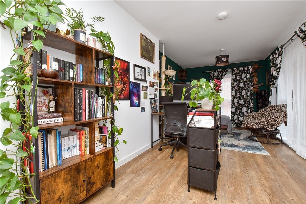 Property photo 1 of 9 Lounge / Kitchen / Diner