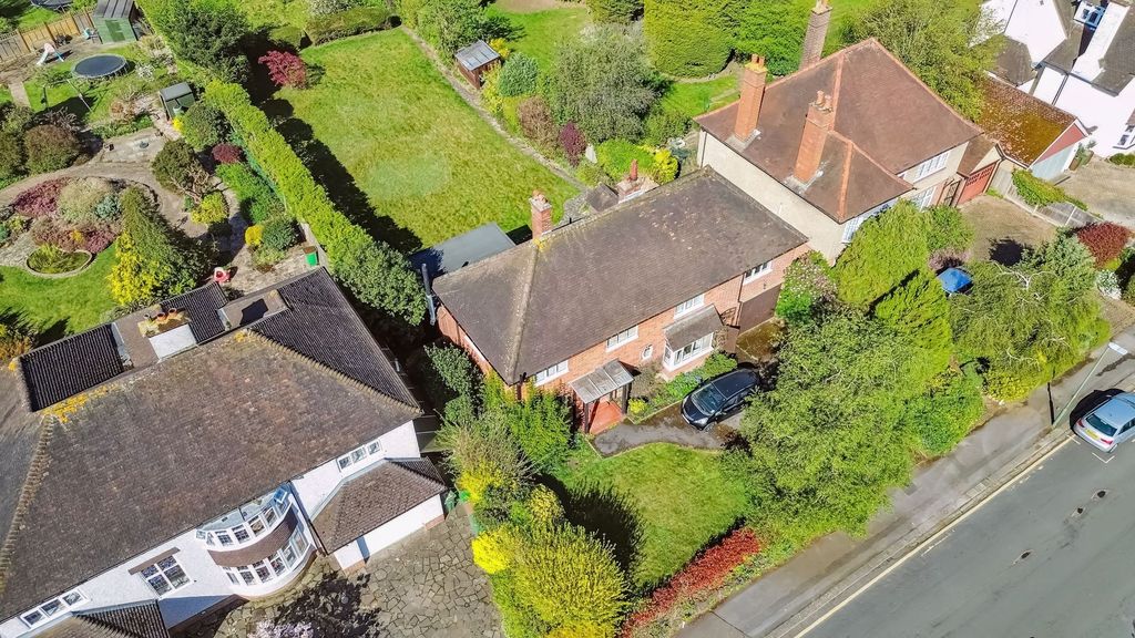 Property photo 1 of 21