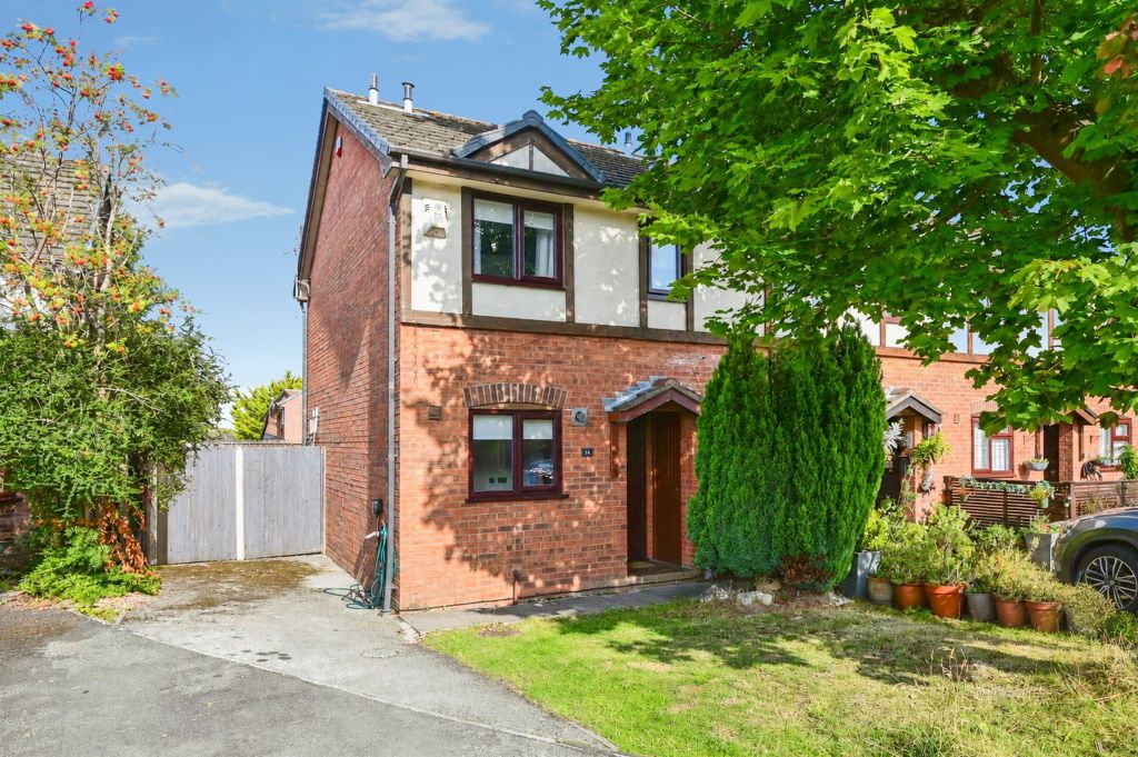 Property photo 1 of 12