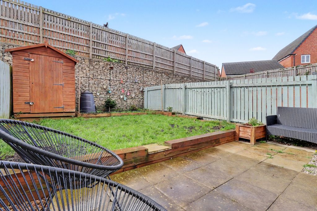 Property photo 2 of 19 2- Ryan Clarke Ewemove Wakefield