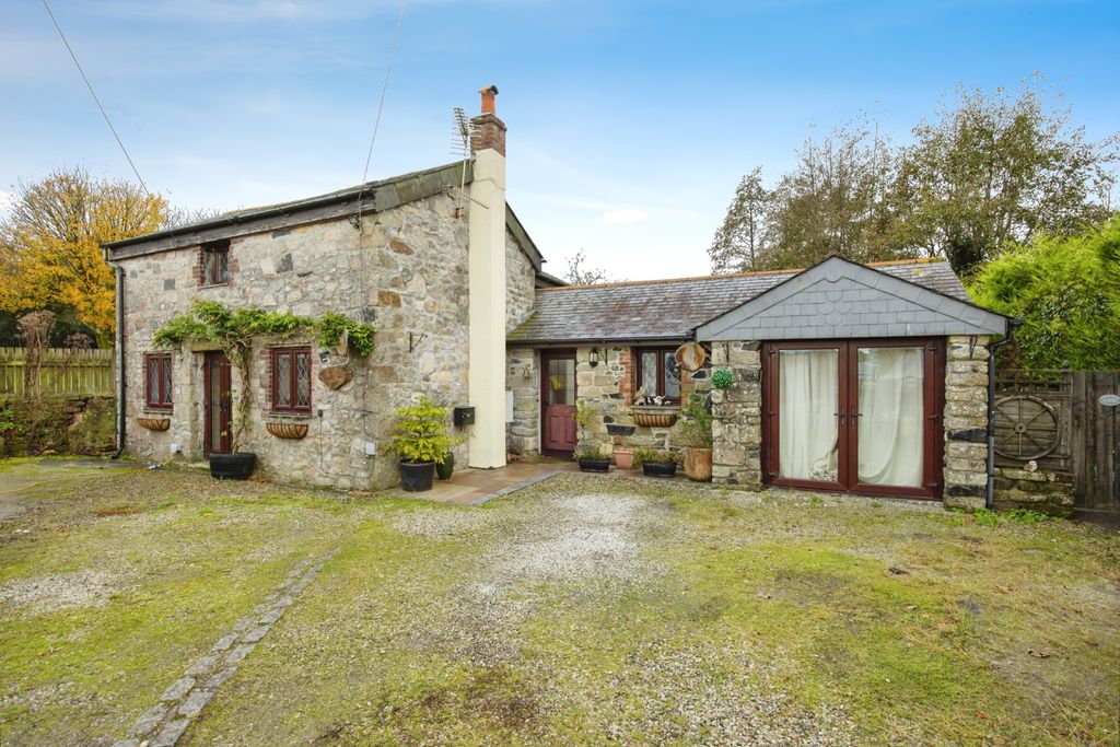 Property photo 1 of 17 Photography