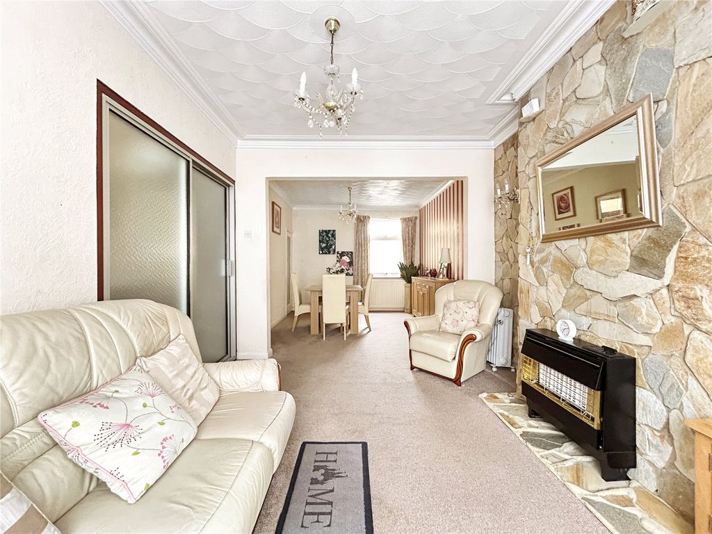 Property photo 3 of 12 Picture No. 12