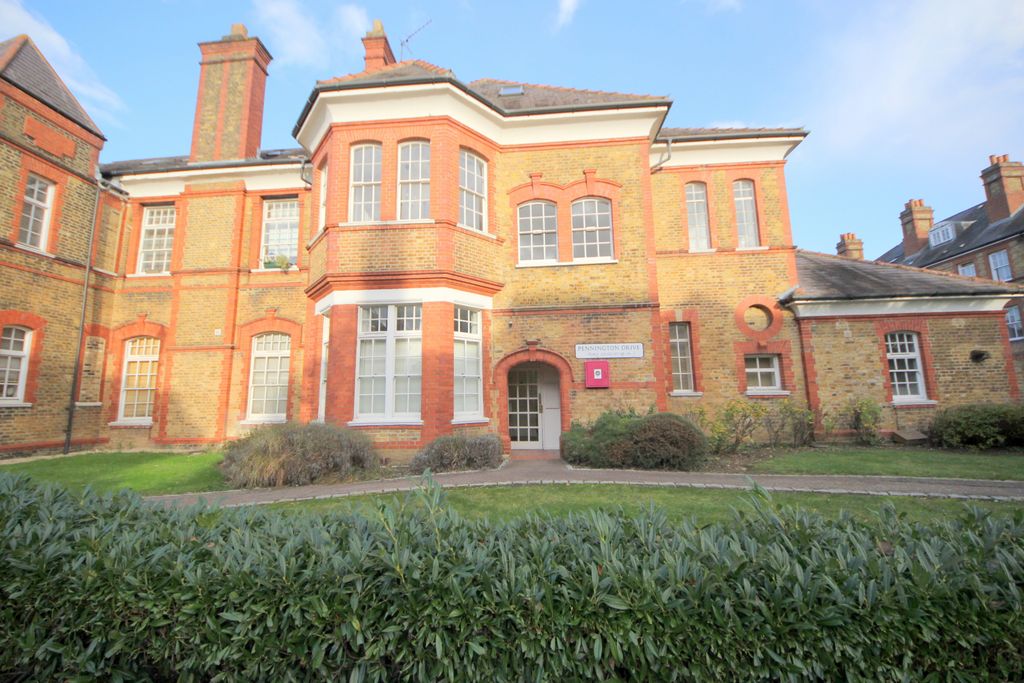 Property photo 1 of 15 1 Bedroom Apartment To Rent