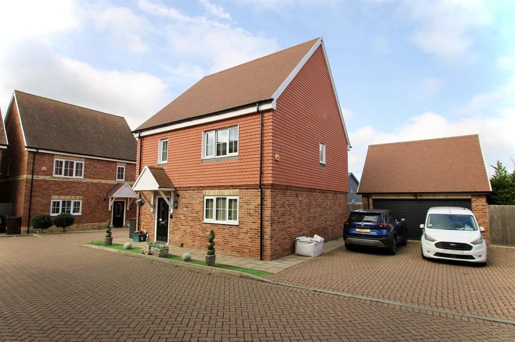 Property photo 1 of 16 19.Jpg
