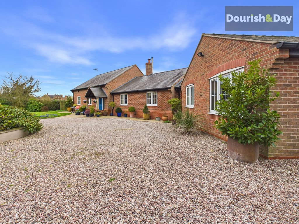 Property photo 1 of 45