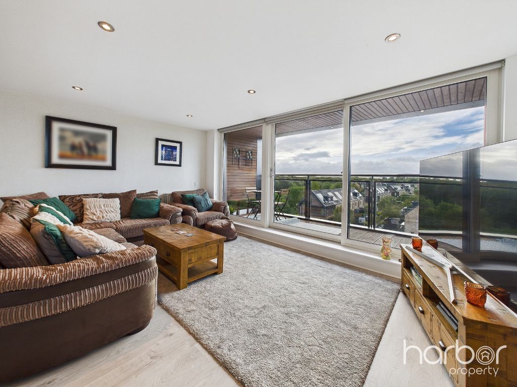 Property photo 3 of 16 4477766
