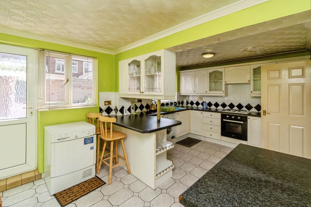 Property photo 2 of 19 Dsc_8627