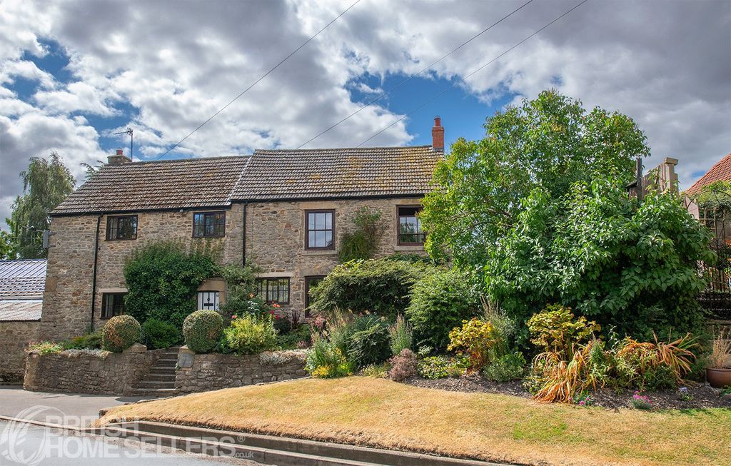 Property photo 1 of 19 Picture No. 10