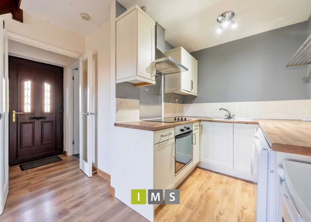 Property photo 3 of 14