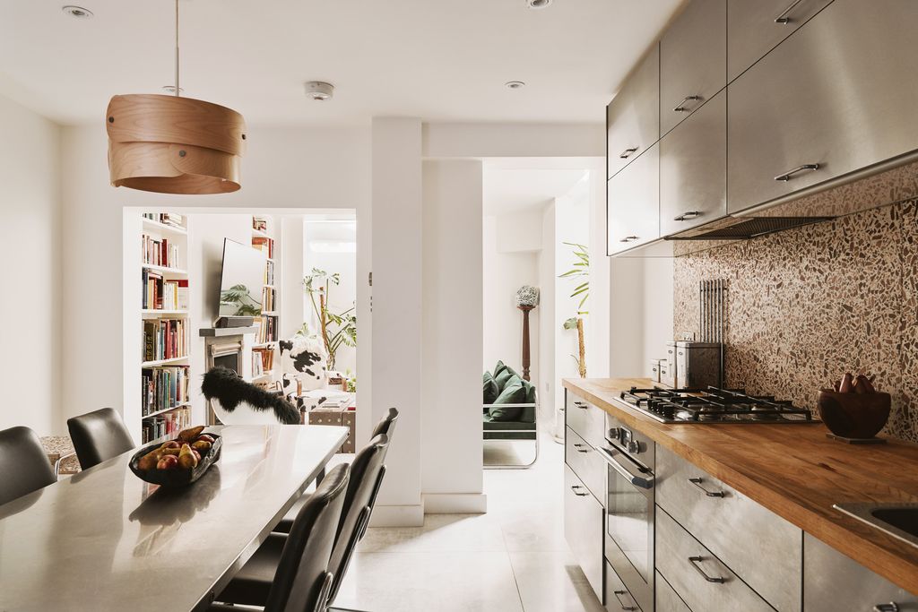 Property photo 1 of 27 334391 - A0Op60000040Crbmay_N29.Jpg