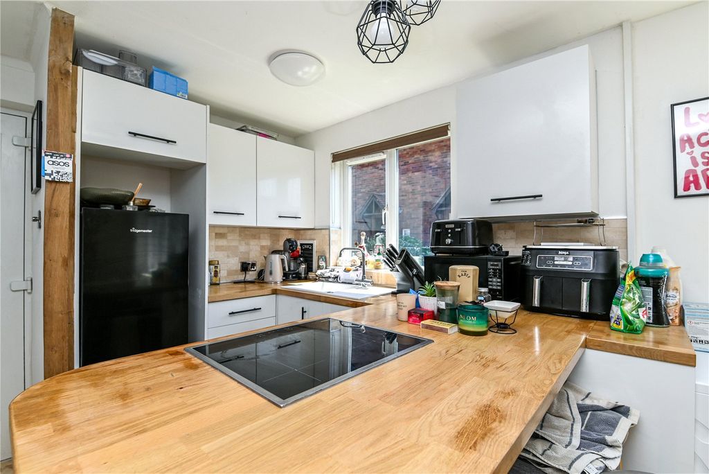 Property photo 3 of 16 Picture No. 04