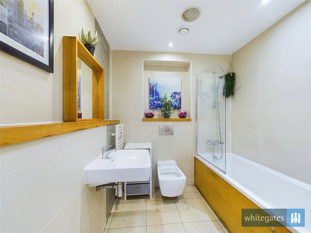 Property photo 3 of 6 Picture No. 05