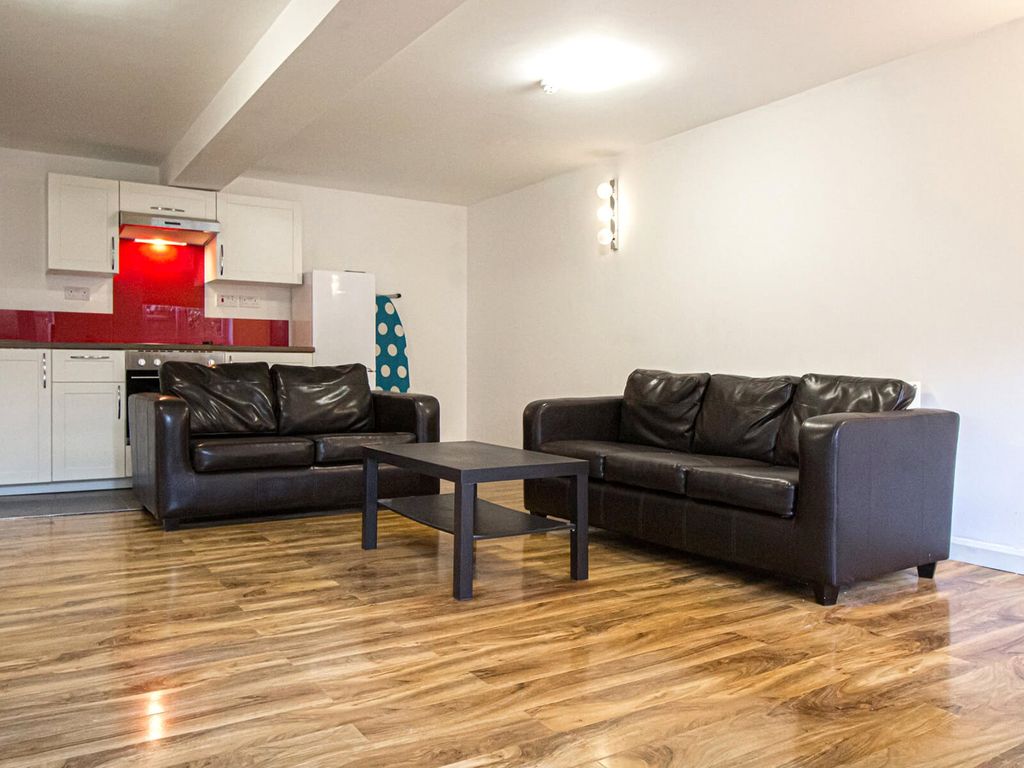 Property photo 2 of 9