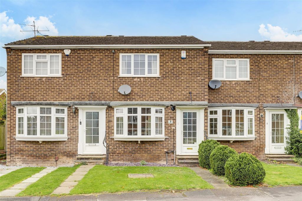 Property photo 1 of 12