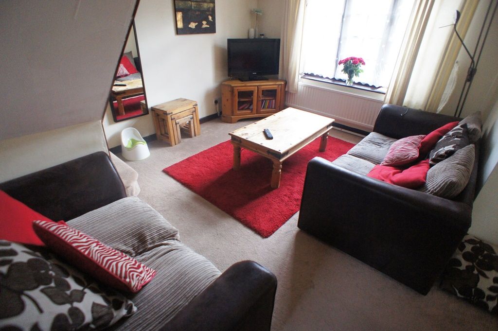 Property photo 2 of 7