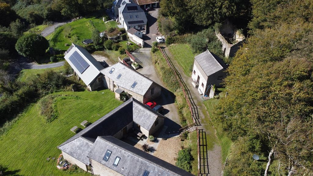 Property photo 2 of 15 Dji_0145.Jpg