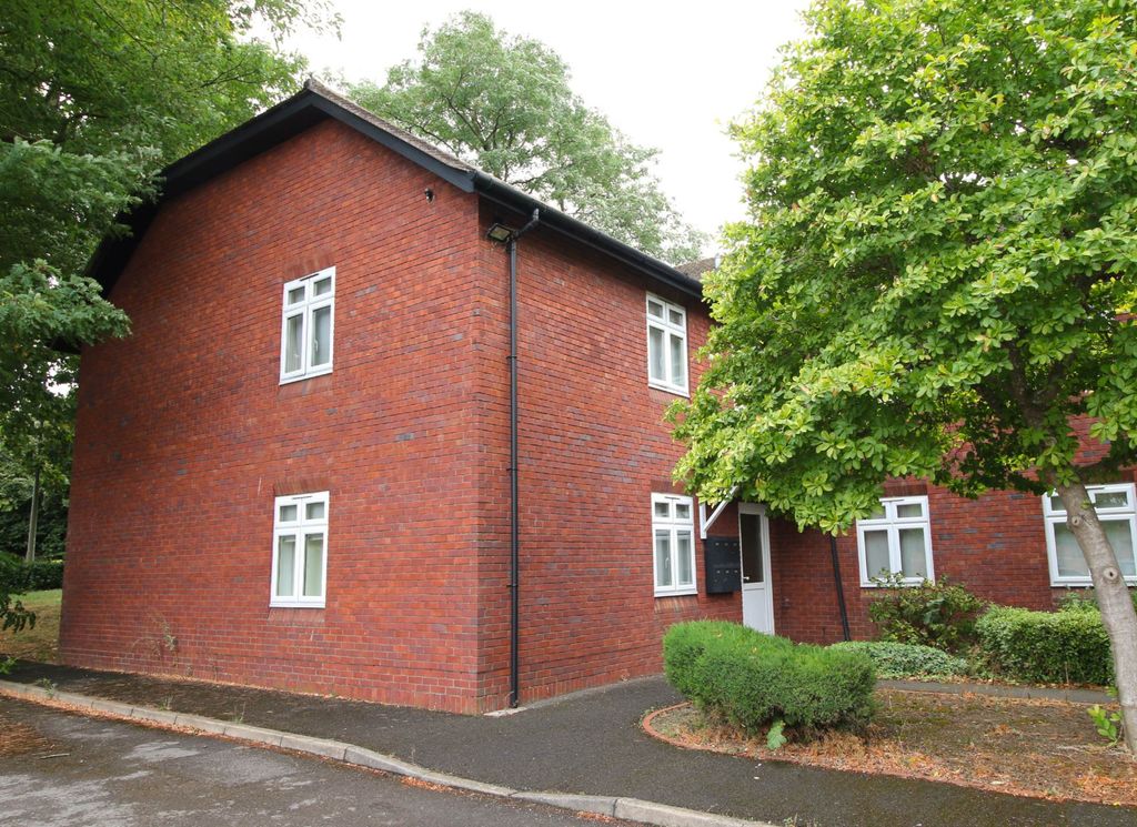 Property photo 2 of 10