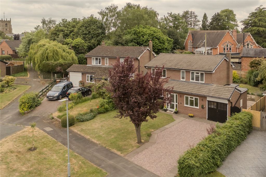 Property photo 2 of 20 Picture No. 34