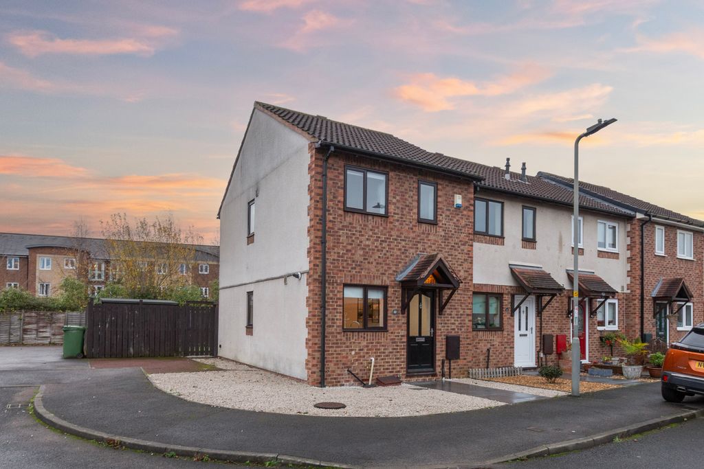 Property photo 1 of 20 Front View