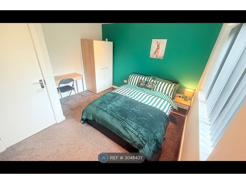 Property photo 1 of 13 Room 2 - Double Room For Single Occupancy