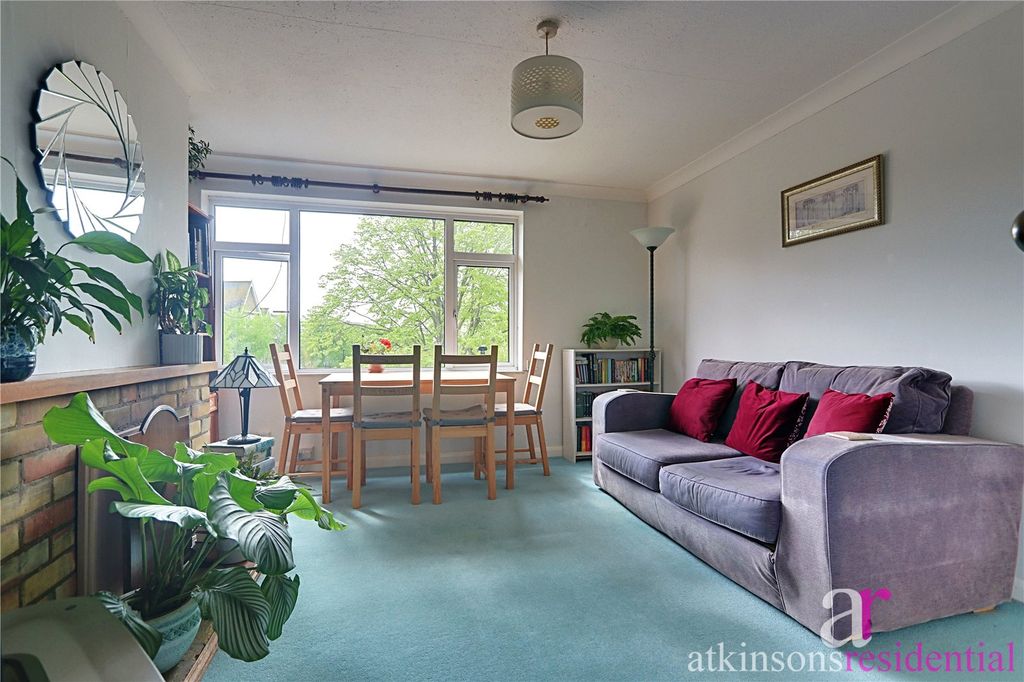 Property photo 2 of 11 Picture No. 02