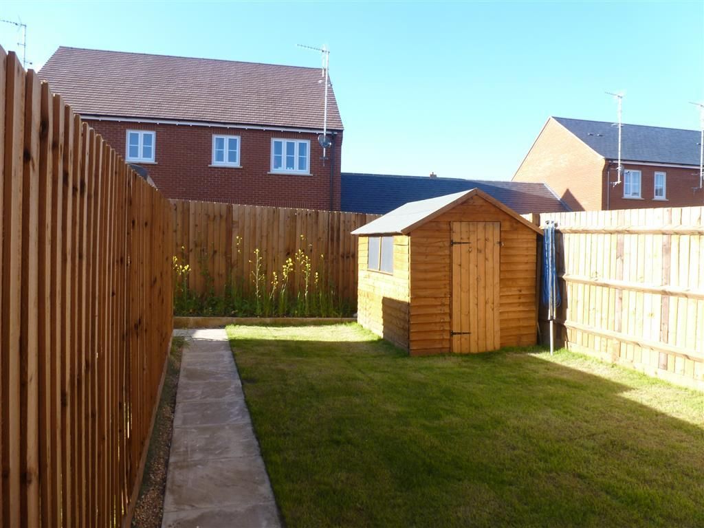 Property photo 2 of 7 Garden