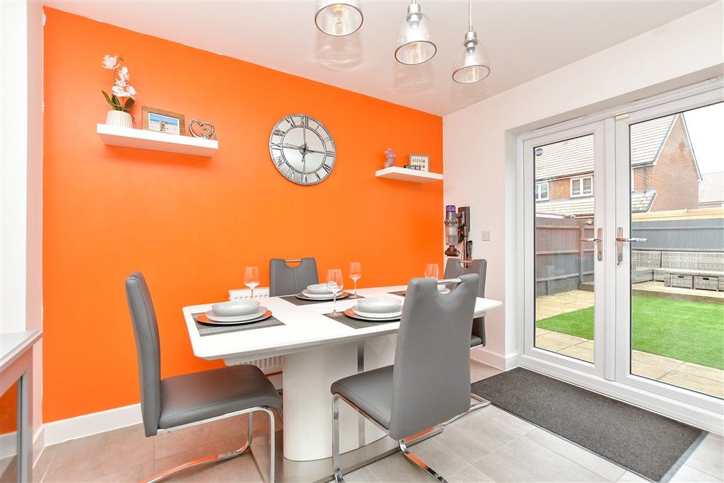 Property photo 1 of 12 Kitchen/ Diner