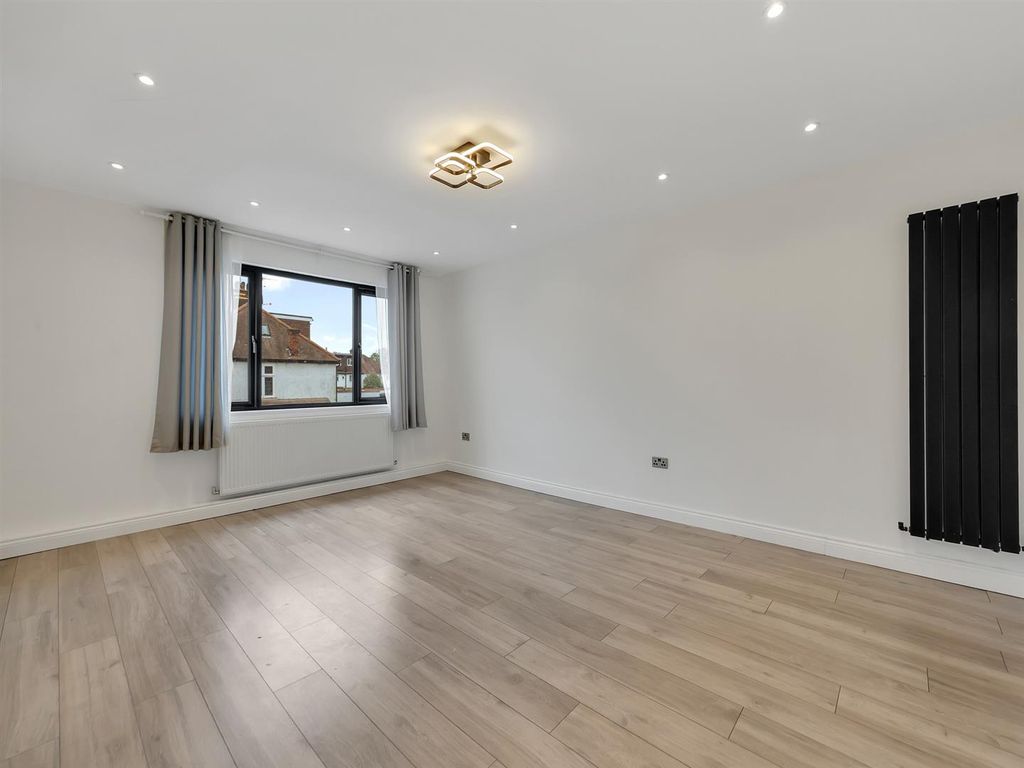 Property photo 1 of 25 9S4A4196.Jpg