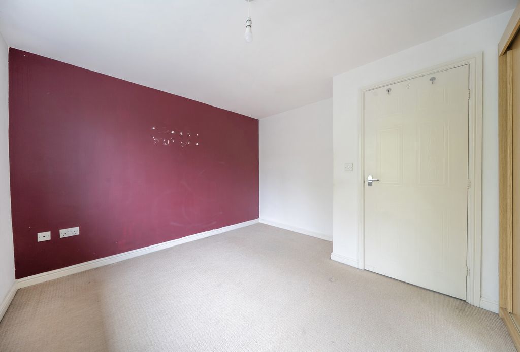 Property photo 3 of 22 1448096-3-69E2572...