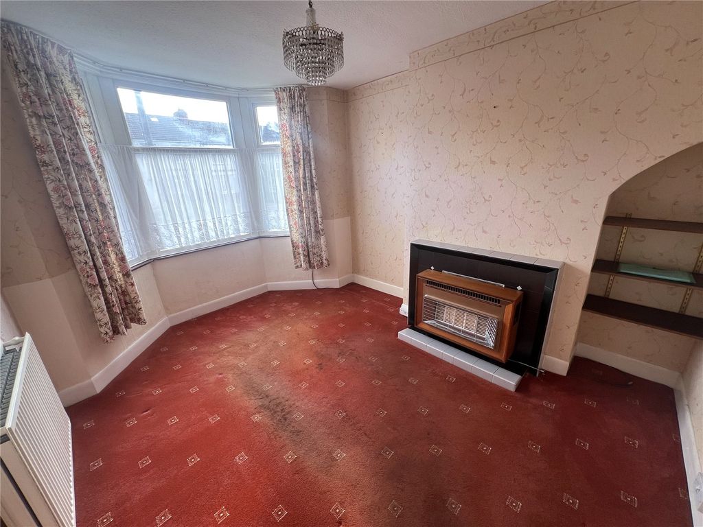 Property photo 2 of 15 Picture No. 04