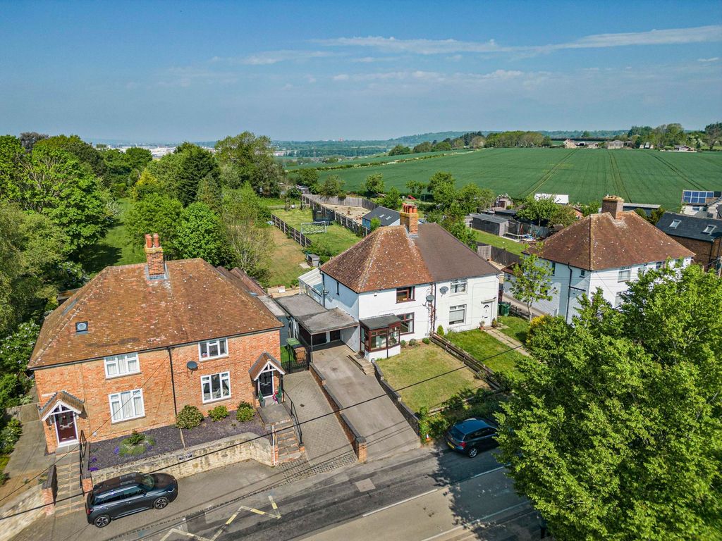 Property photo 1 of 27