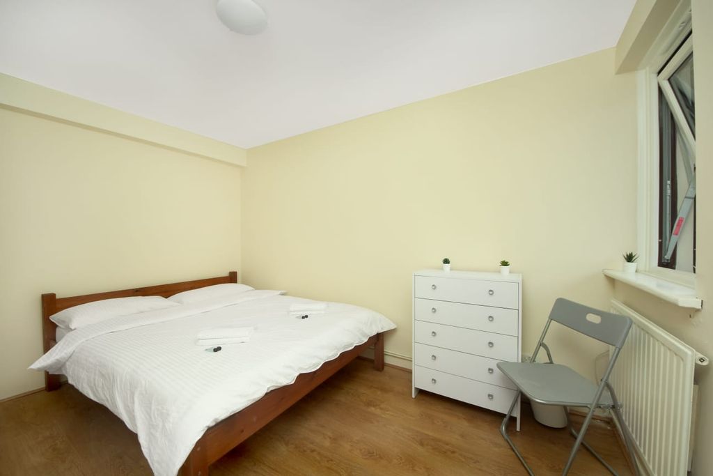 Property photo 1 of 4