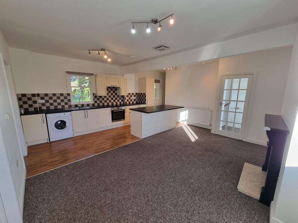 Property photo 2 of 18 20221018_094722.Jpg