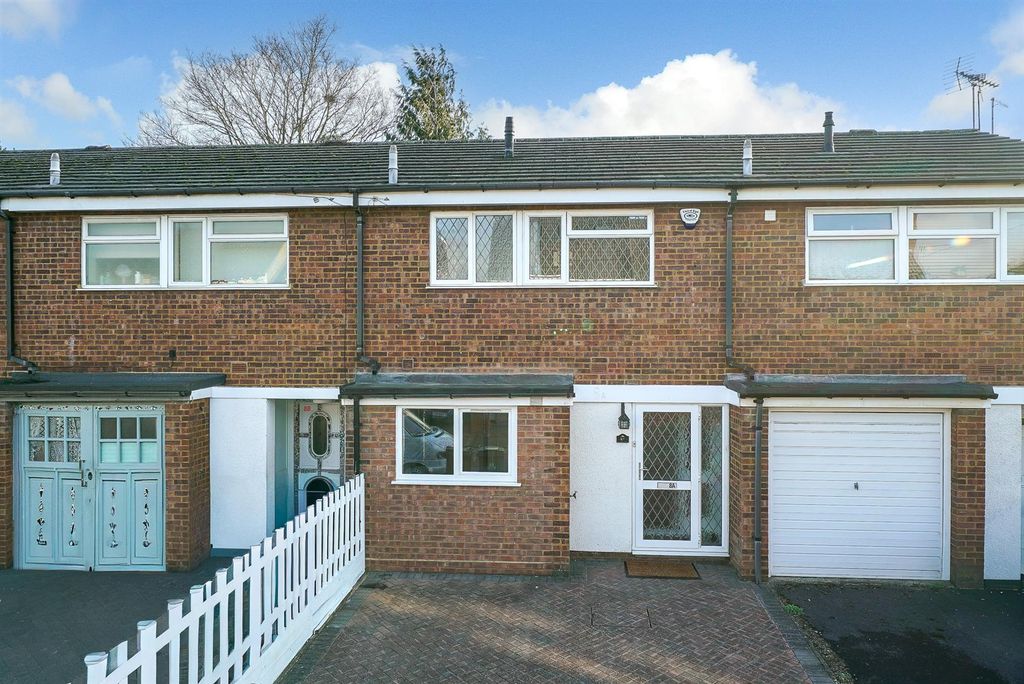 Property photo 1 of 25 8A-Beresford-2001.Jpg