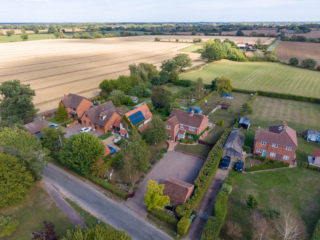 Property photo 1 of 35 Ariel View
