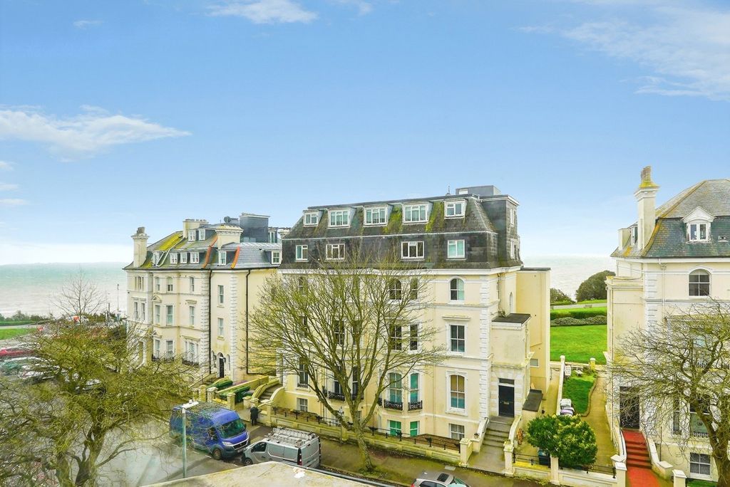 Property photo 2 of 20 Picture No. 19