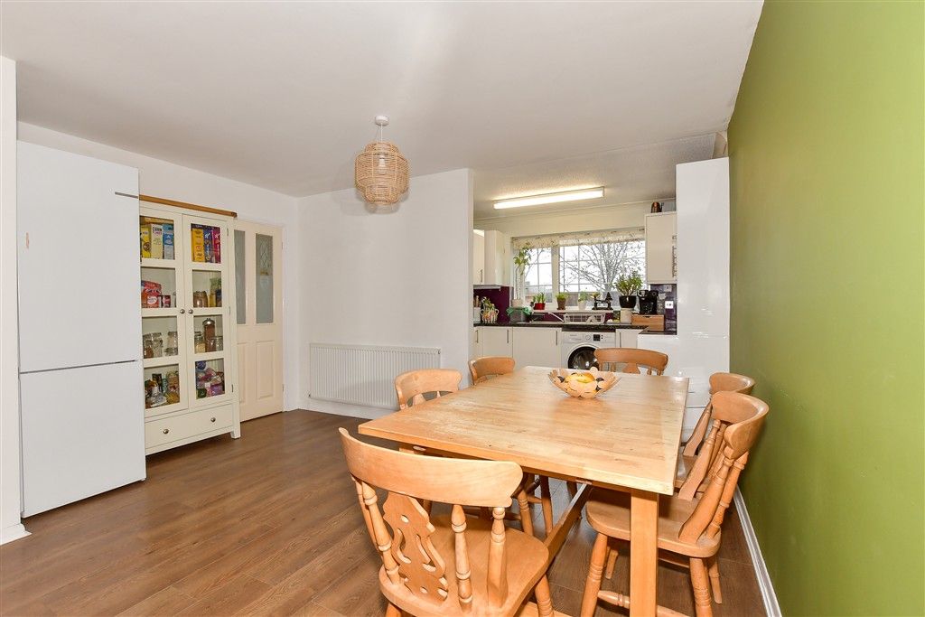 Property photo 1 of 12 Lounge/Diner