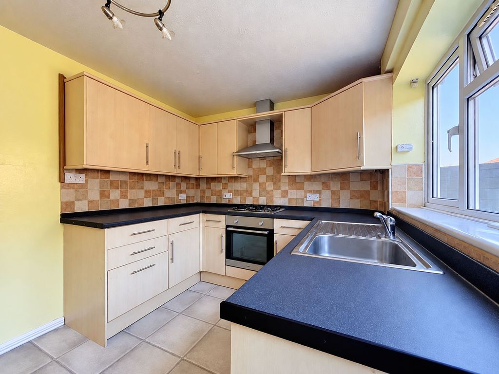 Property photo 2 of 13